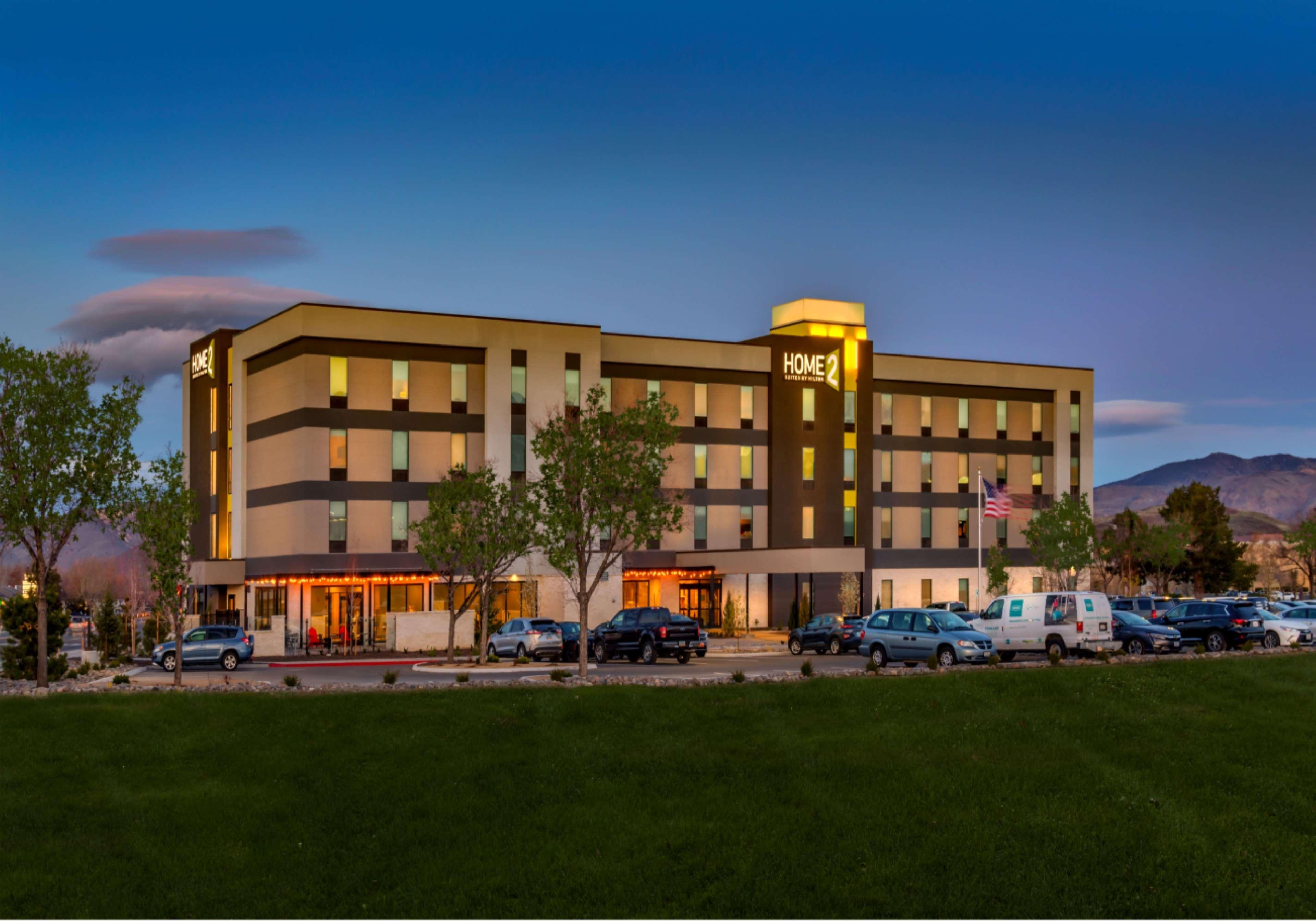 Home2 Suites By Hilton Рино Экстерьер фото